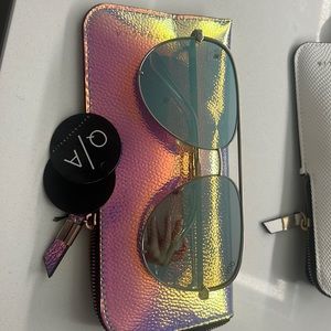 Quay blue mirror sunglasses